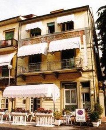 Belvedere Hotel 2*